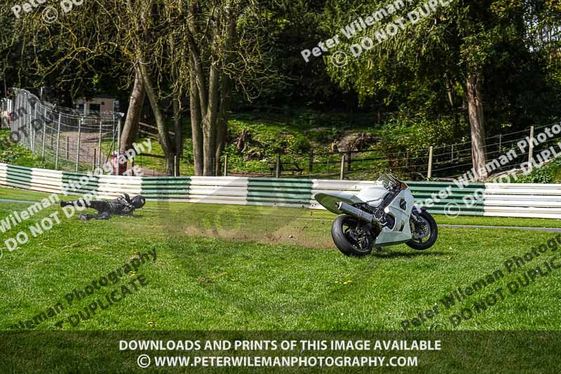 cadwell no limits trackday;cadwell park;cadwell park photographs;cadwell trackday photographs;enduro digital images;event digital images;eventdigitalimages;no limits trackdays;peter wileman photography;racing digital images;trackday digital images;trackday photos